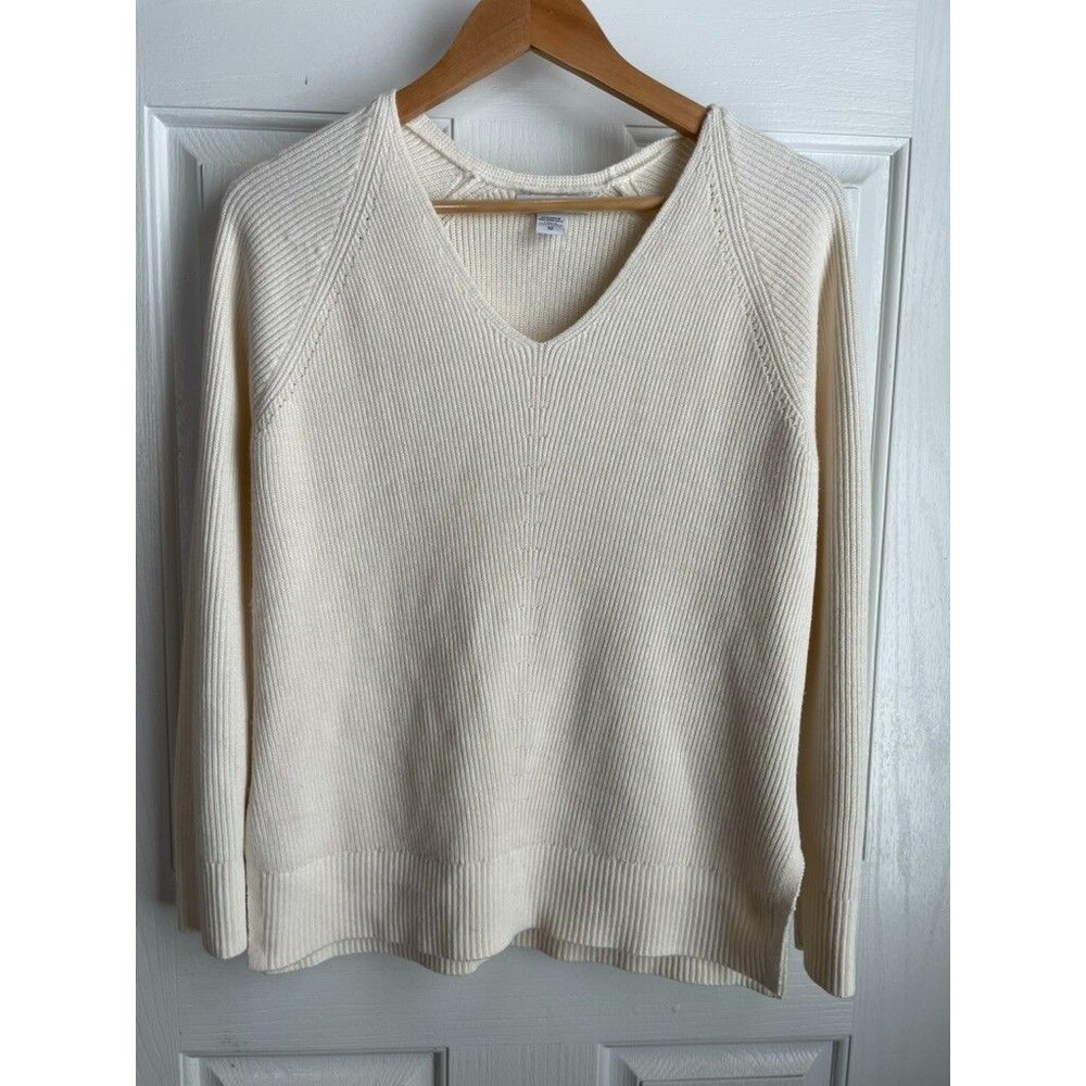 Athleta Merino Wool V-Neck Sweater Women XS White Athleisure Quiet Luxury Preppy